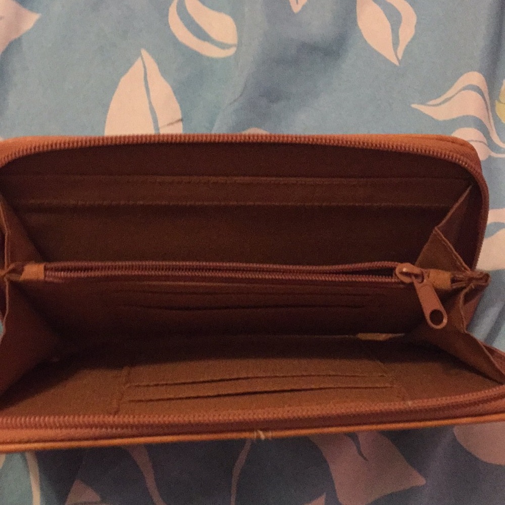Wallet - Picture 2 of 2